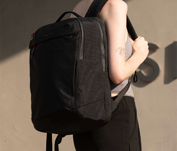 【KINGSONS】水洗紋理｜防水雙層後背包-燧石黑